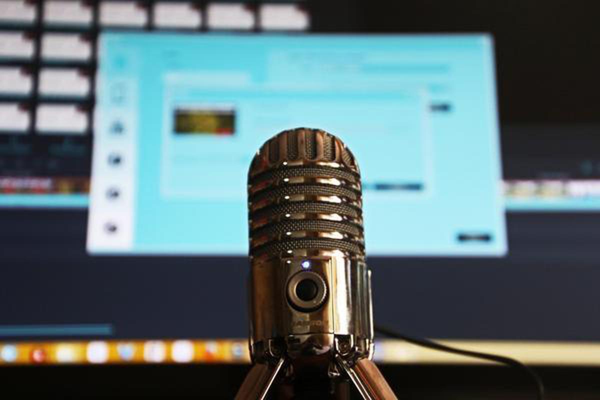 small business ideas for teens- Podcasting
