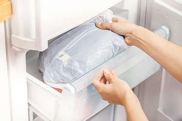 freezer method to remove gum