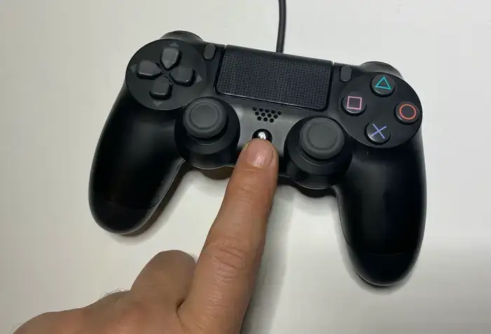 How do you troubleshoot issues related to DualShock 4? 